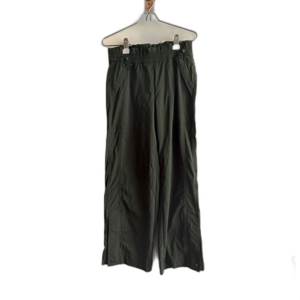 Athleta High-Waist Dark Green Paperbag Utility Pants (Small)